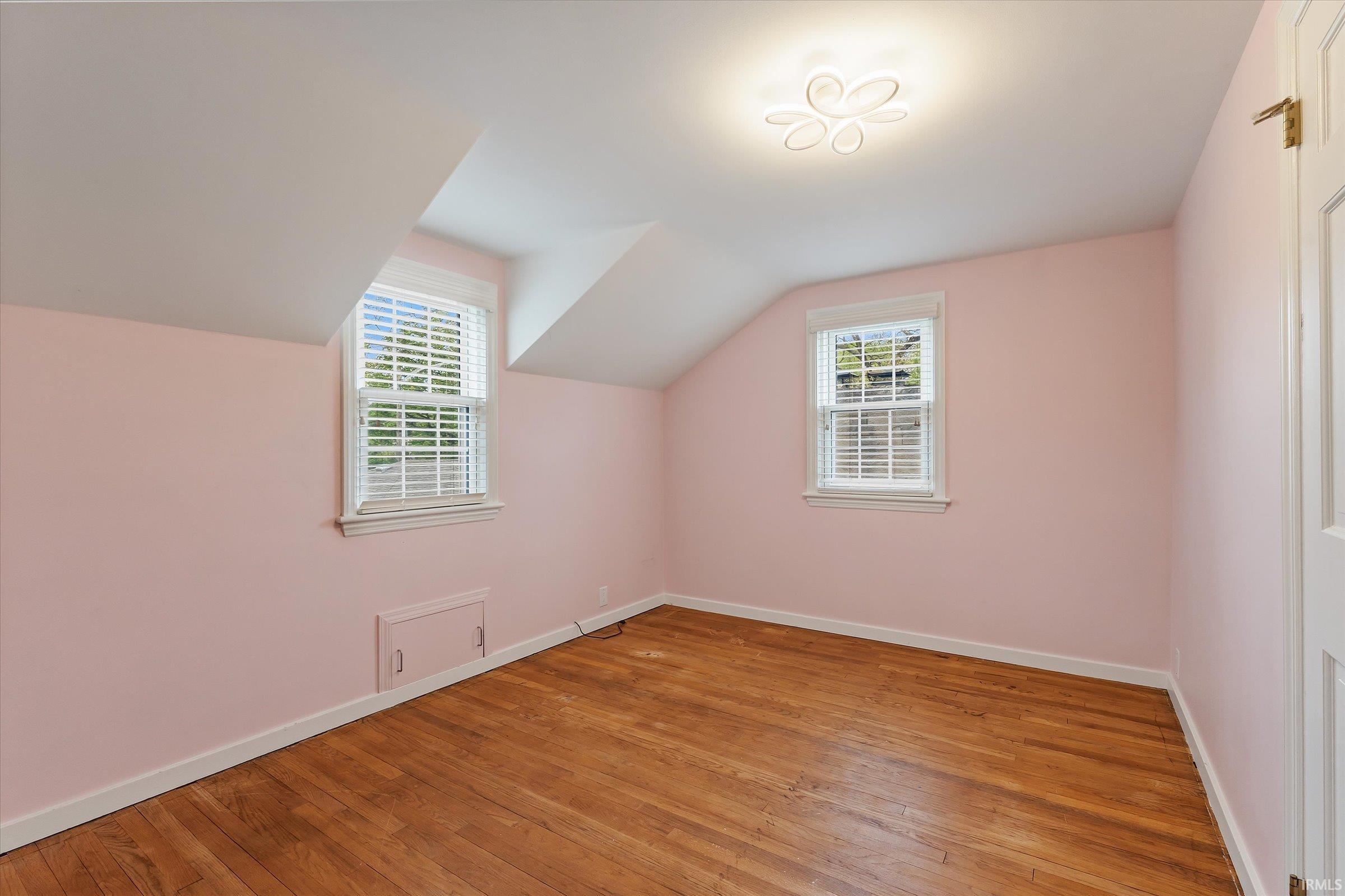 1706 Mckinley Avenue South Bend IN 46617