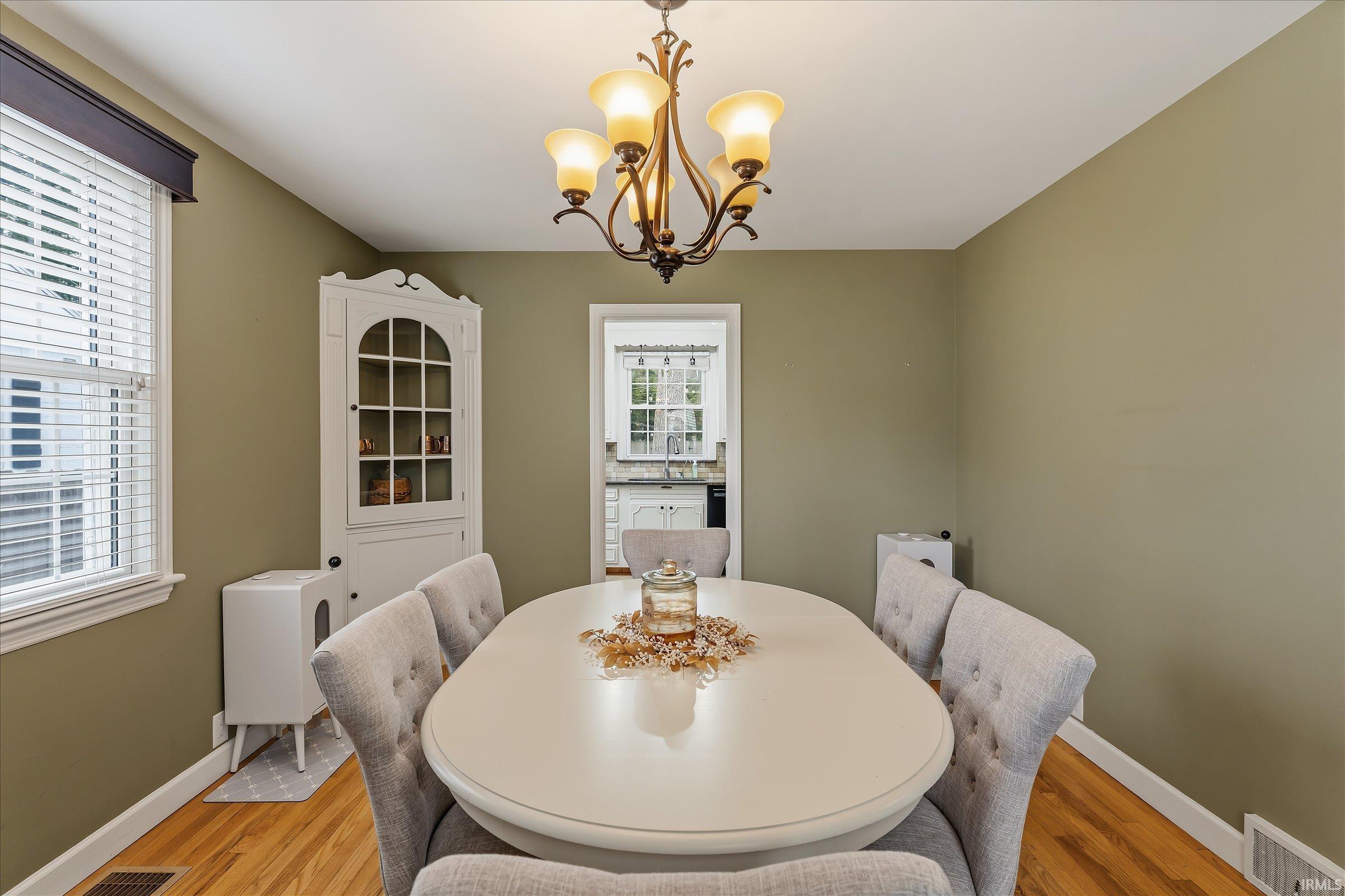 1706 Mckinley Avenue South Bend IN 46617