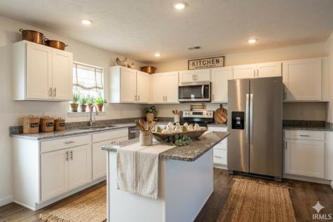 4633 Sassafras Court Evansville IN 47725