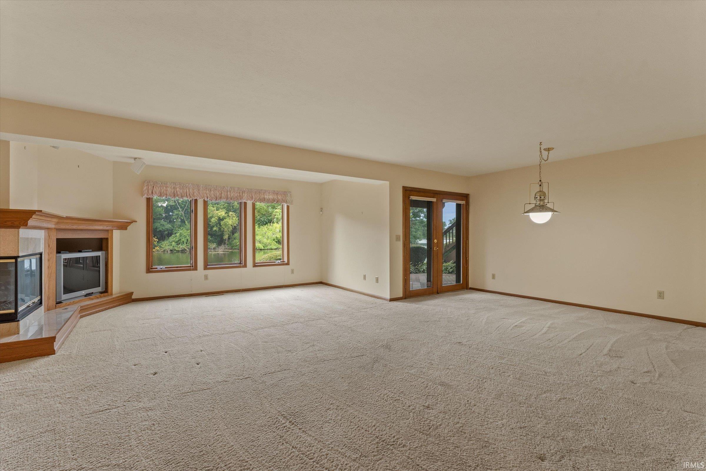 809 Bittersweet Cove Drive Mishawaka IN 46544