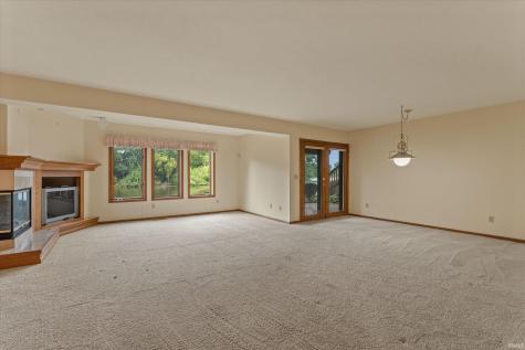 809 Bittersweet Cove Drive Mishawaka IN 46544