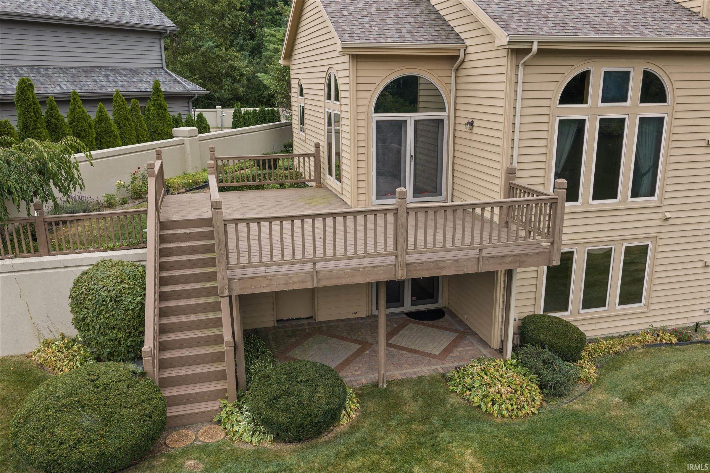 809 Bittersweet Cove Drive Mishawaka IN 46544