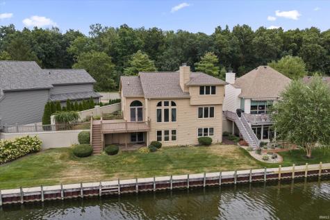 809 Bittersweet Cove Drive Mishawaka IN 46544