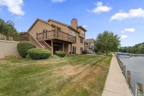 809 Bittersweet Cove Drive Mishawaka IN 46544