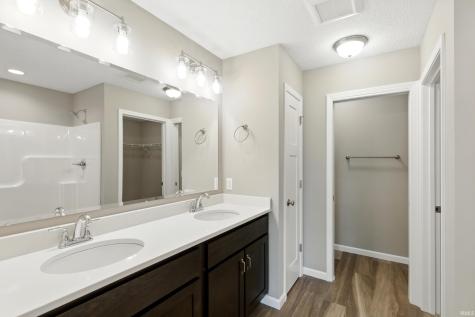 10255 Tirian Place Fort Wayne IN 46835