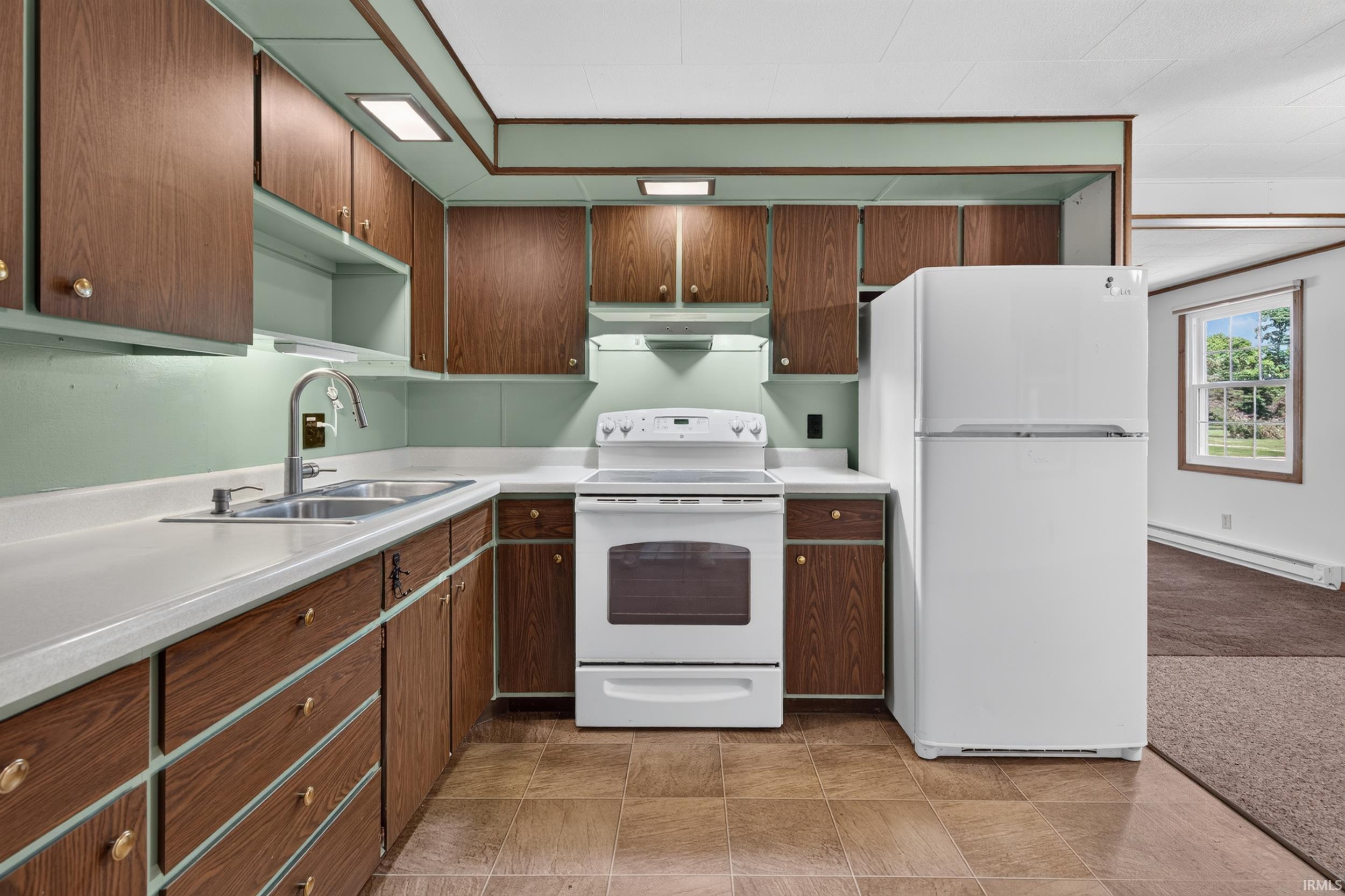 902 N Townline Lagrange IN 46761