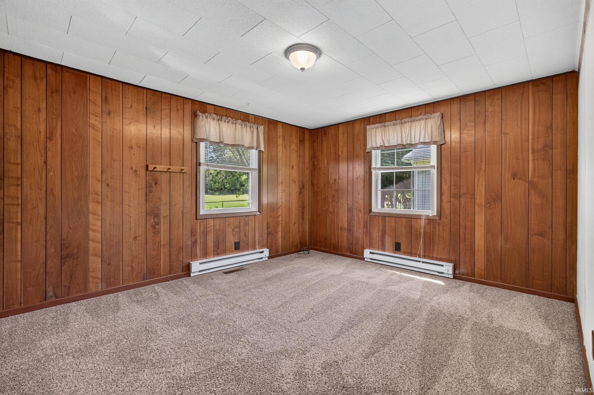 902 N Townline Lagrange IN 46761