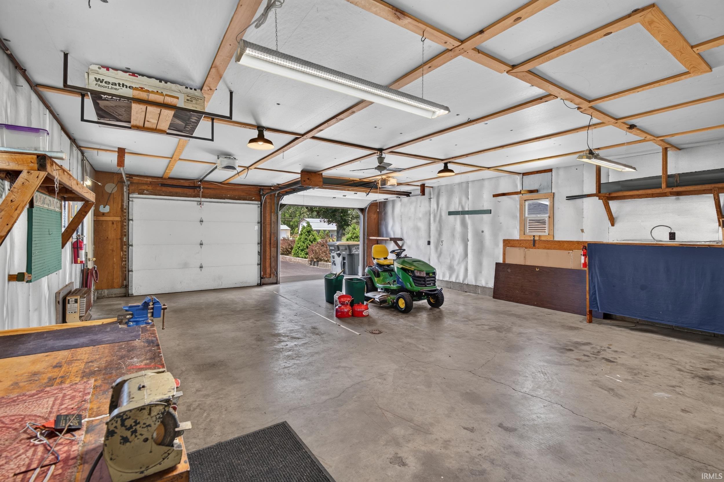 902 N Townline Lagrange IN 46761