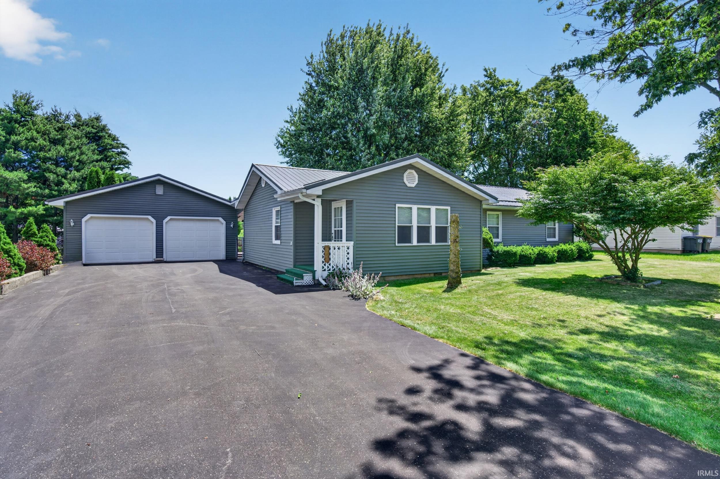 902 N Townline Lagrange IN 46761