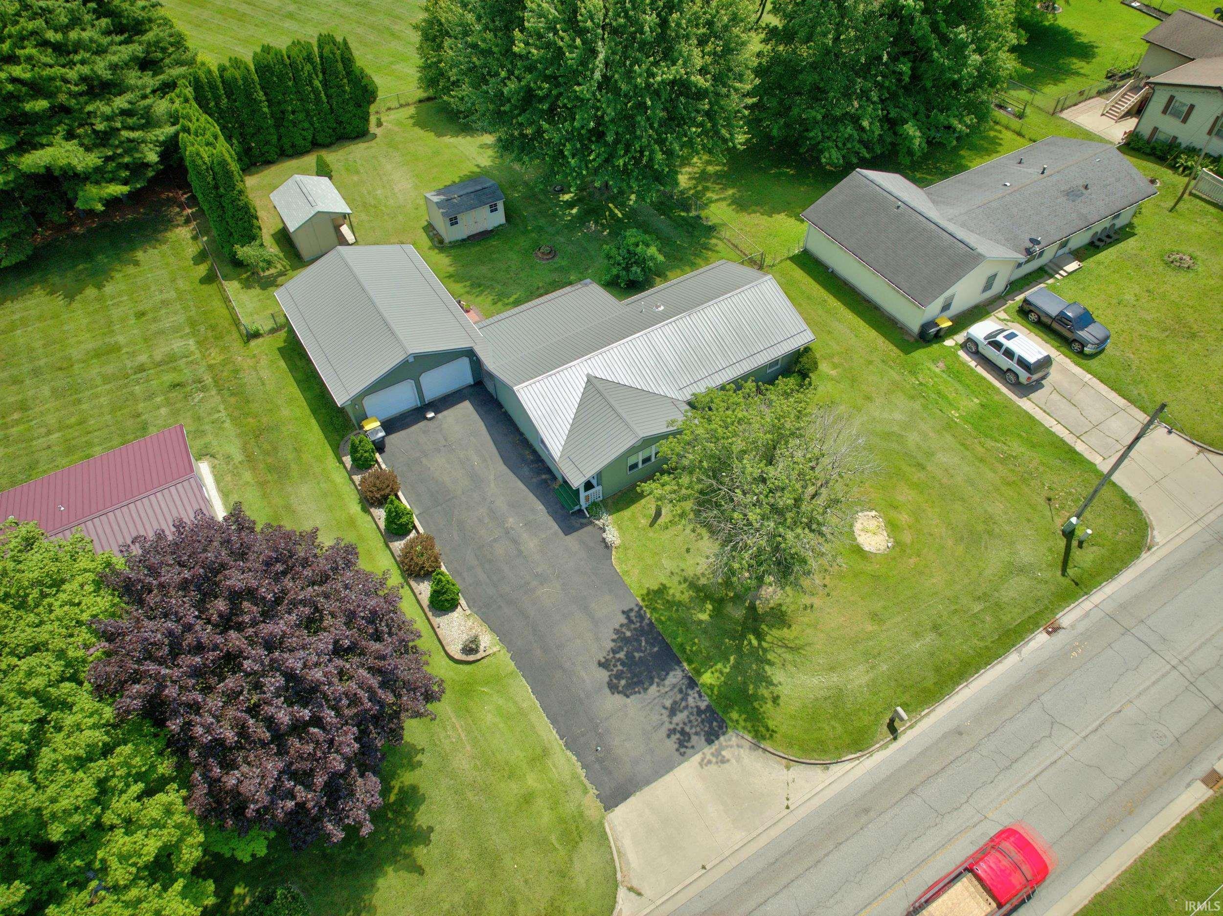902 N Townline Lagrange IN 46761