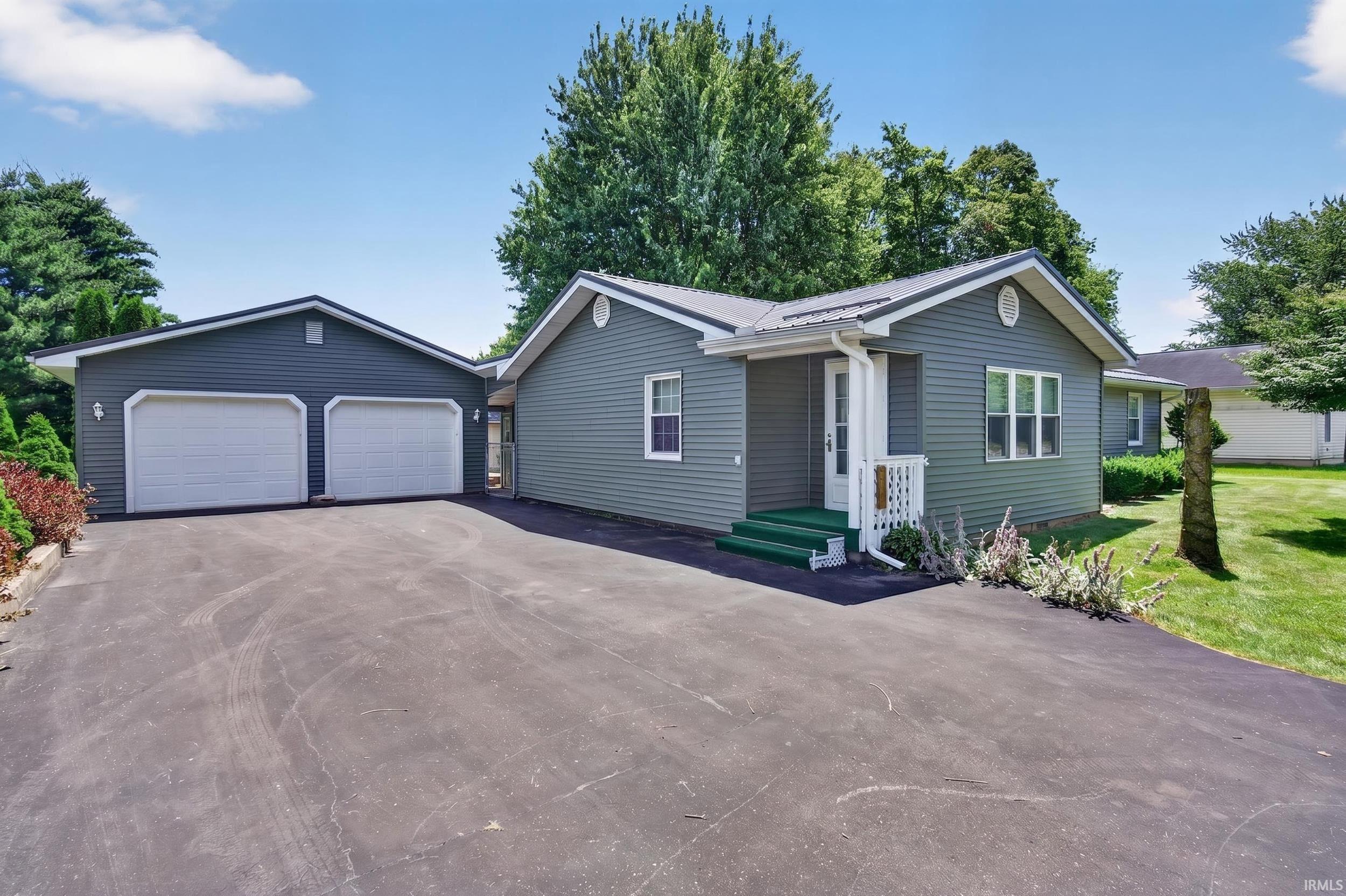 902 N Townline Lagrange IN 46761