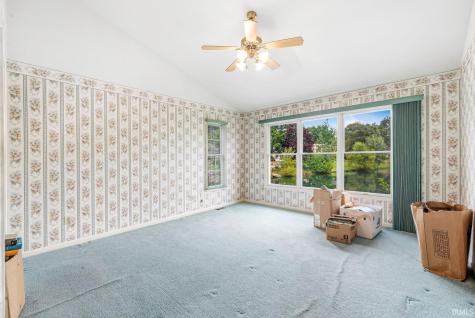 5318 Larkspur Drive South Bend IN 46614