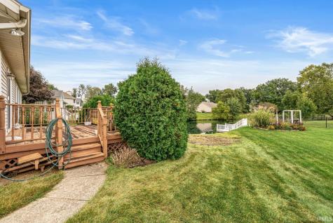 5318 Larkspur Drive South Bend IN 46614