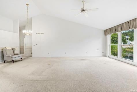 5318 Larkspur Drive South Bend IN 46614