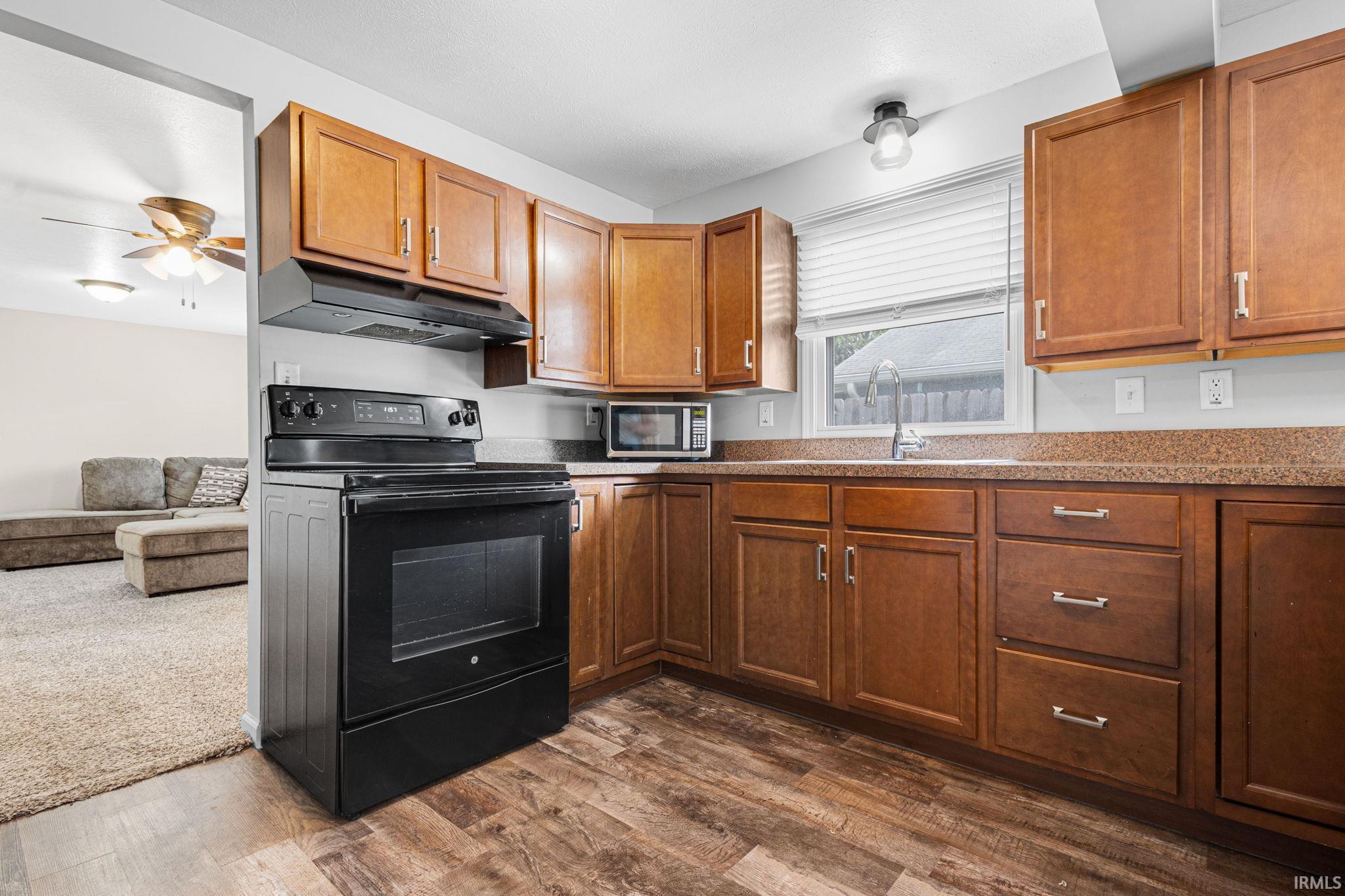 1603 Linden Avenue Mishawaka IN 46544