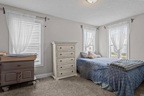 214 N Indiana Street Greentown IN 46936