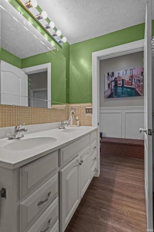 214 N Indiana Street Greentown IN 46936