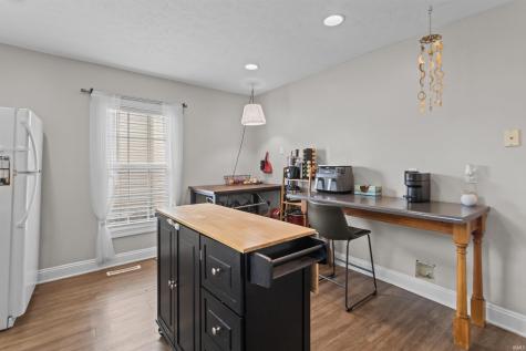 214 N Indiana Street Greentown IN 46936