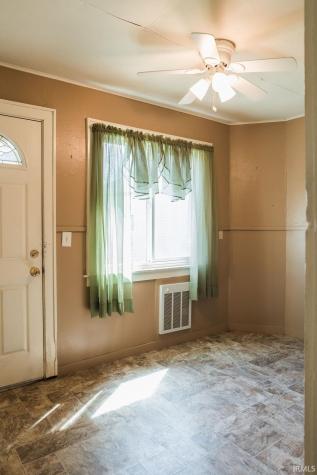 449 N 7th Street Mitchell IN 47446
