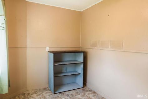 449 N 7th Street Mitchell IN 47446