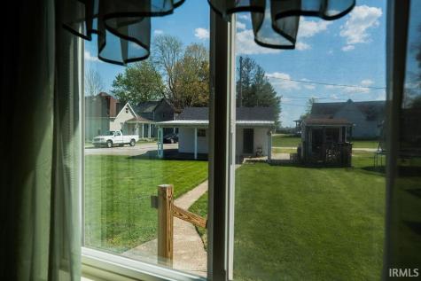 449 N 7th Street Mitchell IN 47446