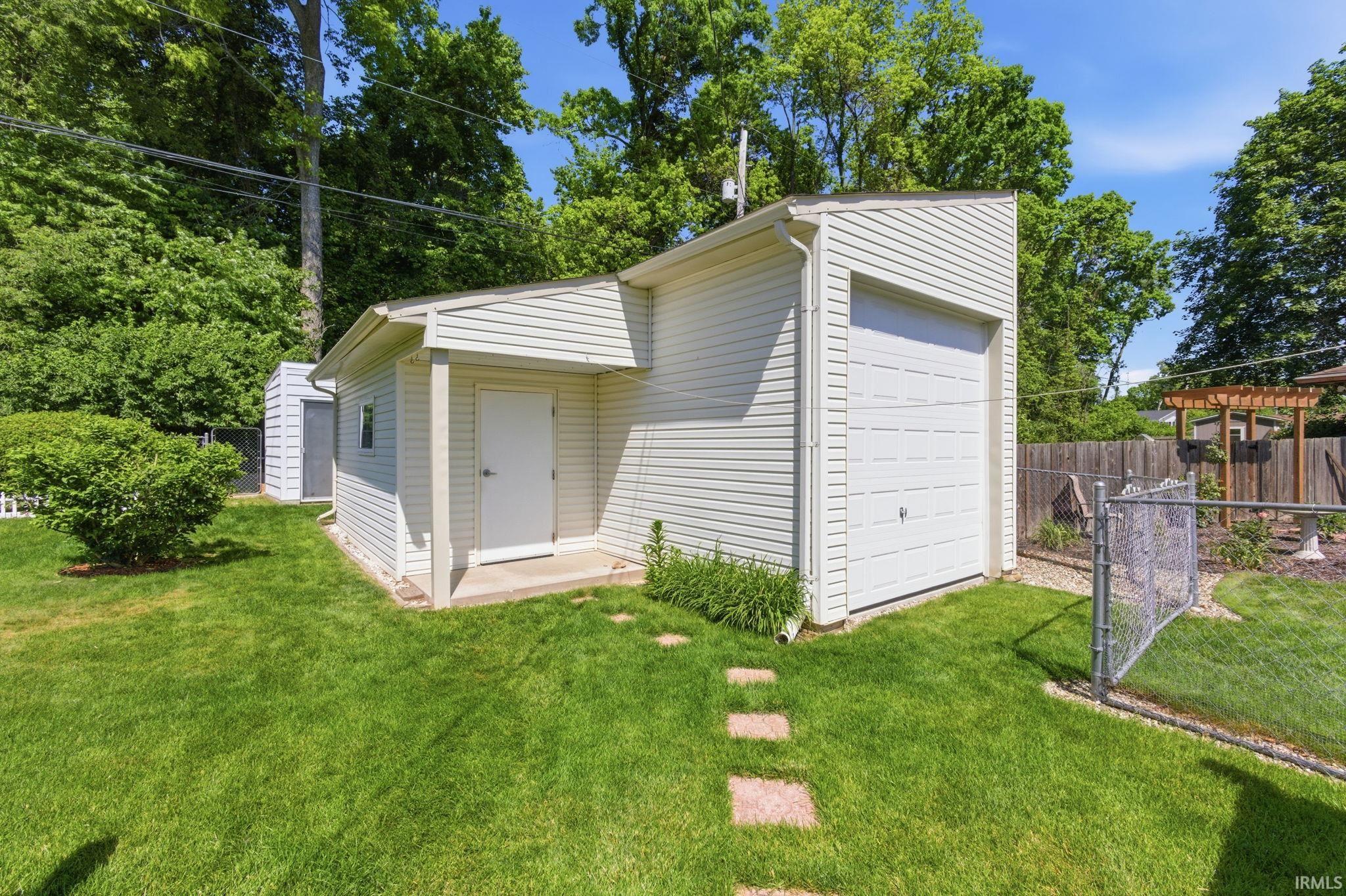 52193 Wayne Ct N Granger IN 46530