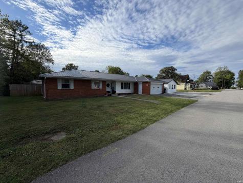 740 S 2nd Street Dugger IN 47848