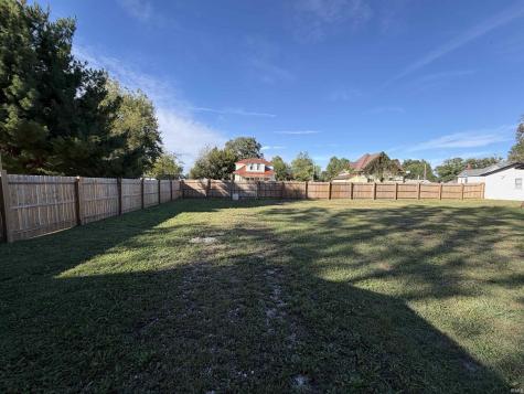 740 S 2nd Street Dugger IN 47848