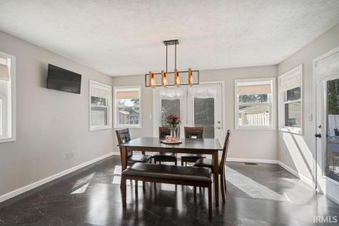 1021 E Meridian Street Sharpsville IN 46068