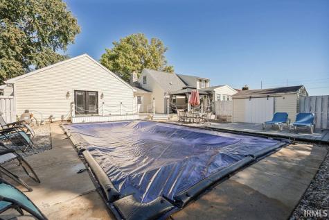 1021 E Meridian Street Sharpsville IN 46068