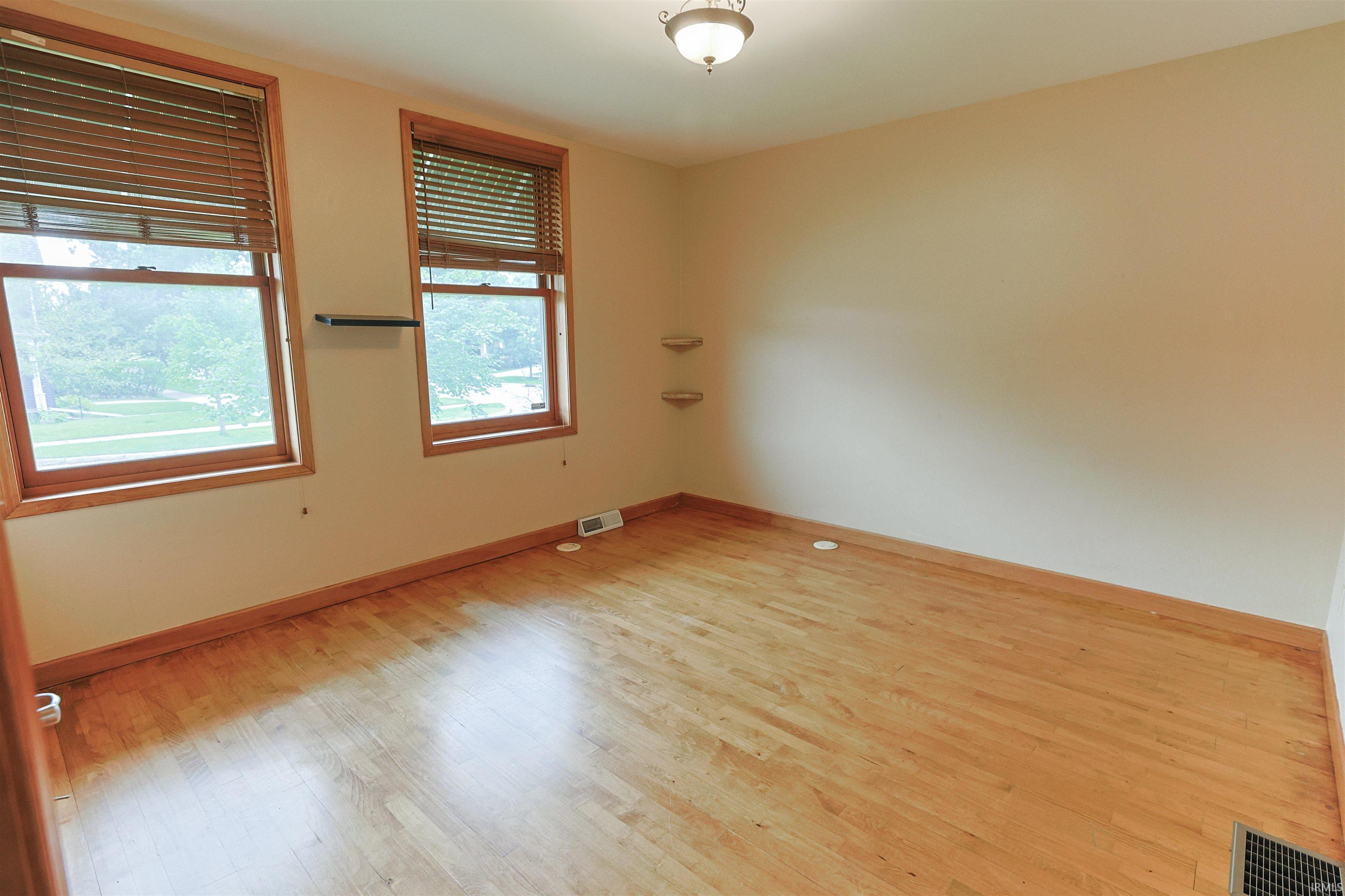 306 S Notre Dame Avenue South Bend IN 46617