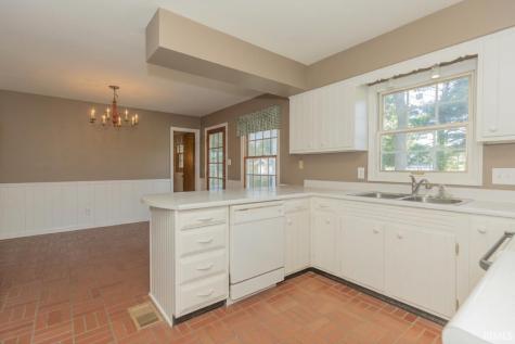 2410 Hialeah Drive Evansville IN 47715