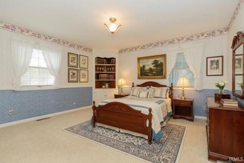 2410 Hialeah Drive Evansville IN 47715