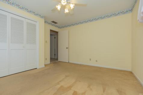 2410 Hialeah Drive Evansville IN 47715