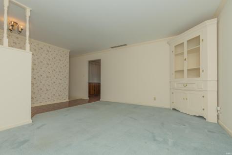 2410 Hialeah Drive Evansville IN 47715