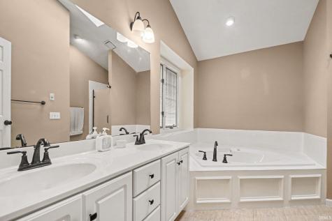 50581 Weeping Willow Run E Granger IN 46530