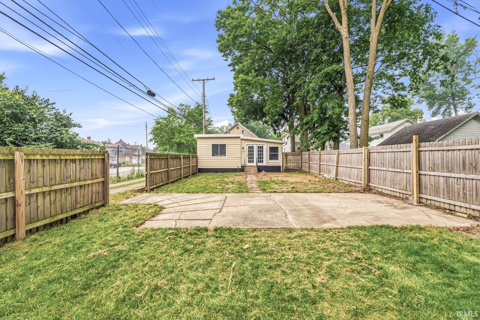 120 N Frances Street South Bend IN 46617