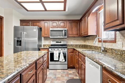 2127 Caravelle Drive Fort Wayne IN 46814
