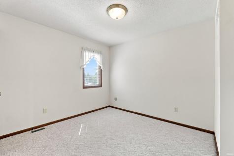 2127 Caravelle Drive Fort Wayne IN 46814
