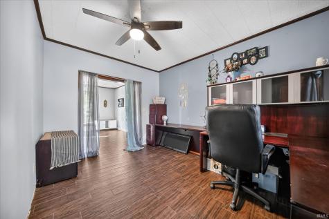 402 N Main Street Nappanee IN 46550