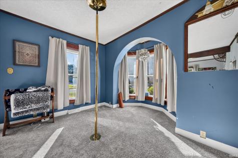 402 N Main Street Nappanee IN 46550