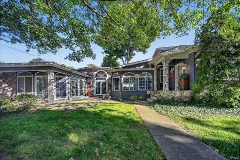 402 N Main Street Nappanee IN 46550