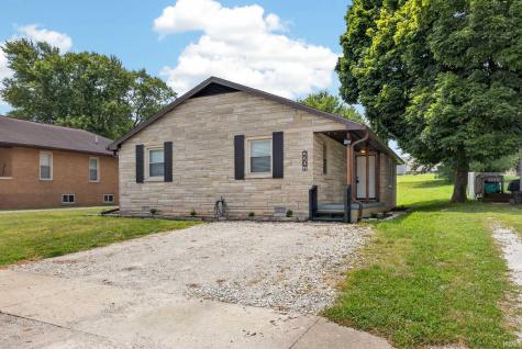 2207 I Street Bedford IN 47421
