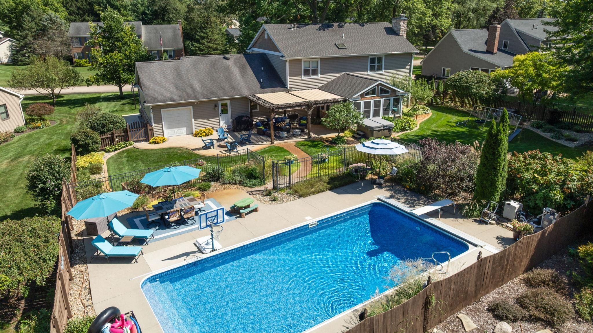 54541 Hunters Court Elkhart IN 46514