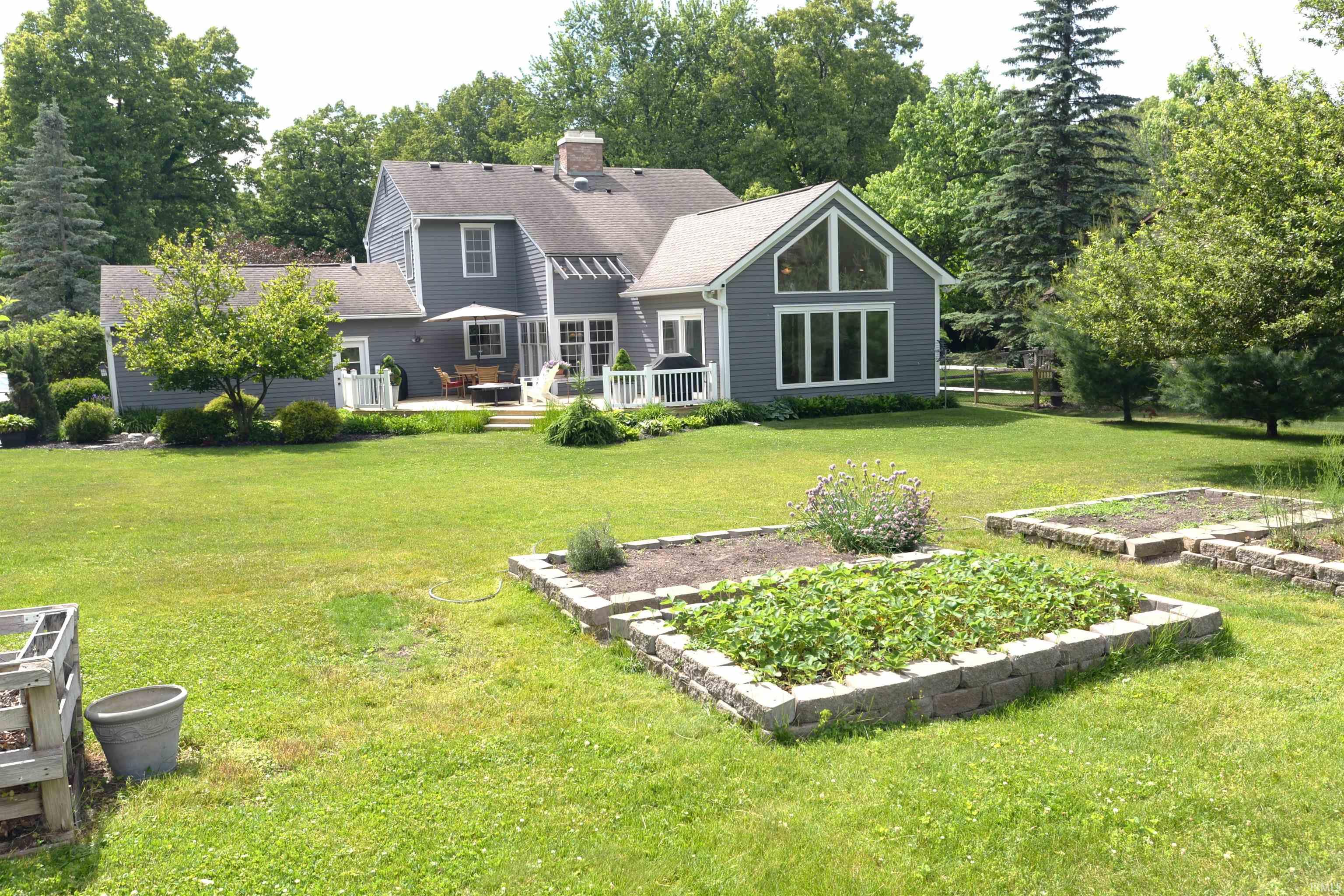 50588 Linden Grove Lane Granger IN 46530