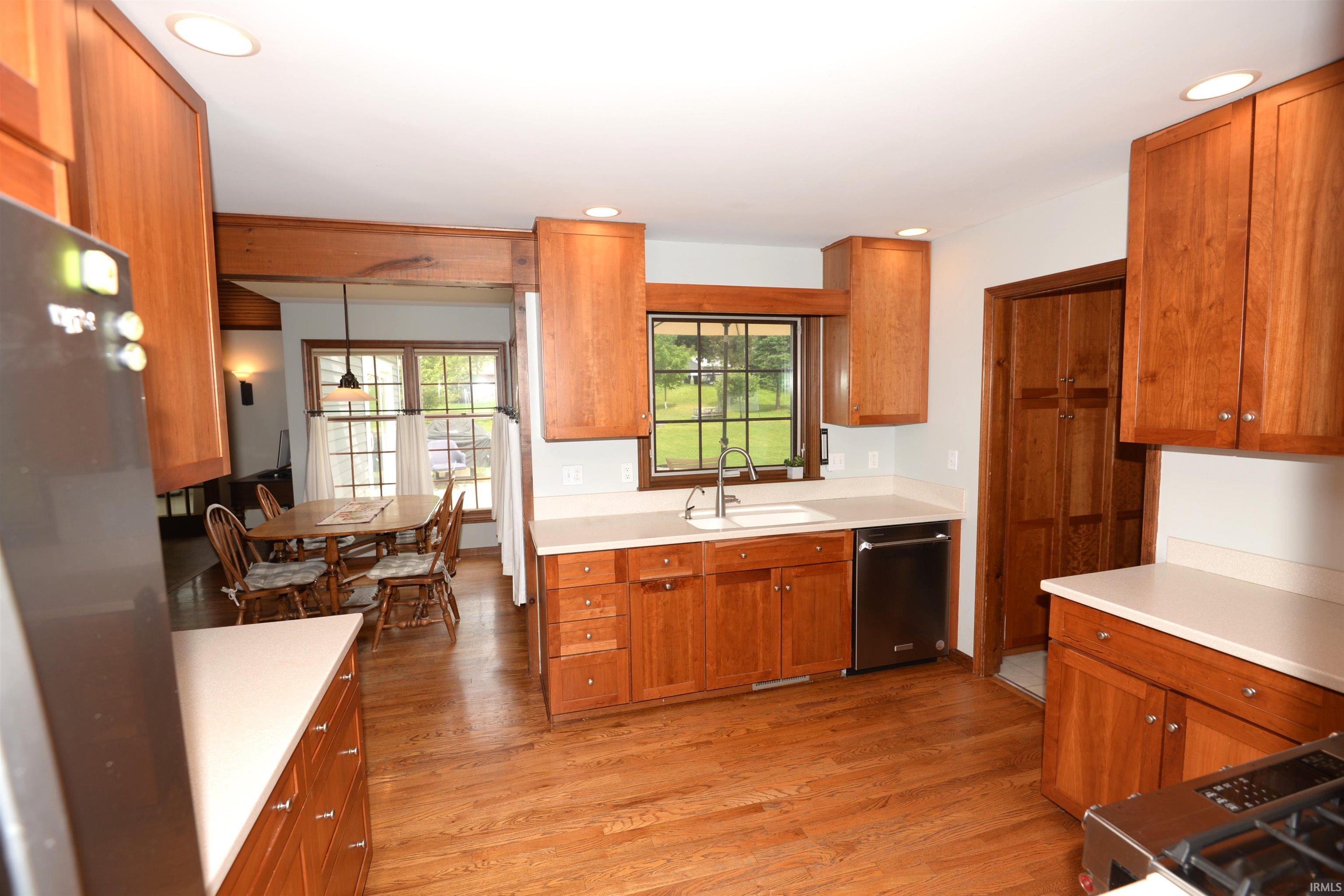 50588 Linden Grove Lane Granger IN 46530