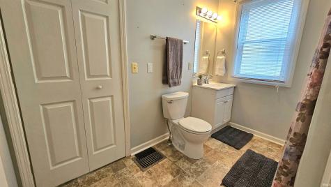 1214 S Harlan Avenue Evansville IN 47714