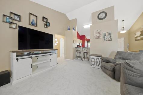 3805 Pine Needle Point Evansville IN 47715