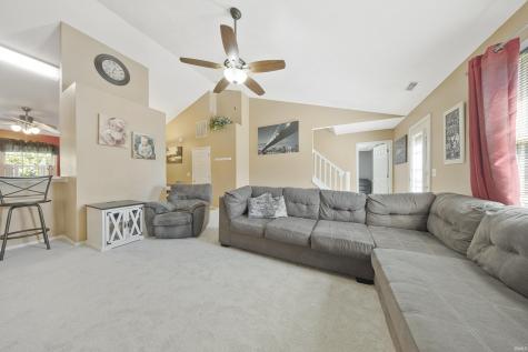 3805 Pine Needle Point Evansville IN 47715