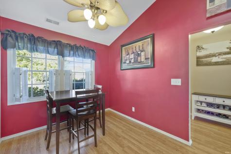 3805 Pine Needle Point Evansville IN 47715